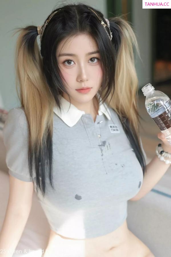   [XiuRen]高清写真图 2025.05.27 No.10330 诺诺Hsu 白色蕾丝袜第59张图片